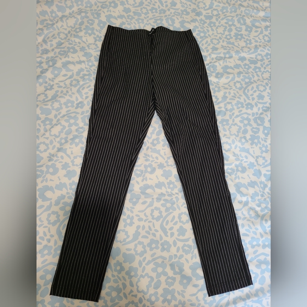 Who What Wear Women's Black Pinstripe Pants
